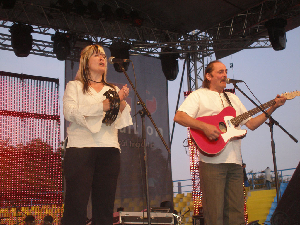 FOTO: Concert folk, Sarbatoarea Castanelor 2009 (c) eMaramures.ro